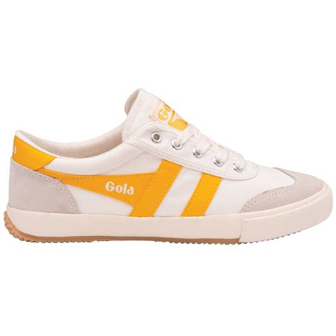 women's gola badminton sneakers.